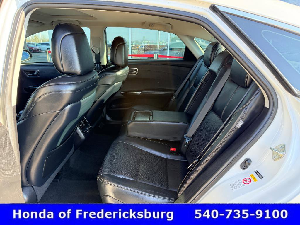 Used 2016 Toyota Avalon Limited w/ Toyota Safety Sense Package image 23