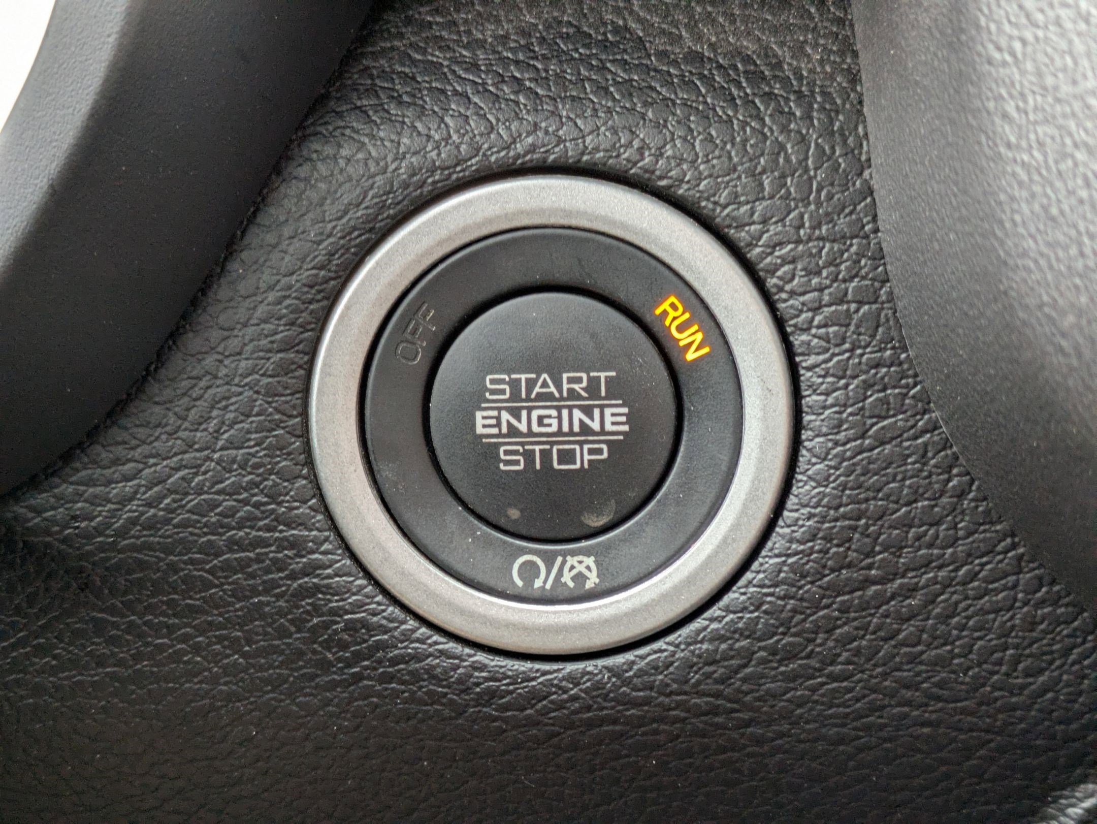 Used 2025 RAM 2500 Laramie AWD/4WD image 23
