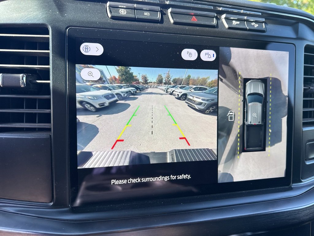 Used 2023 Ford F250 Lariat w/ Chrome Package image 28