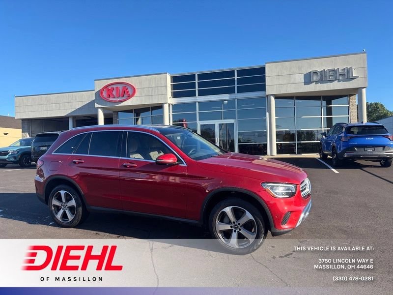 Used 2021 Mercedes-Benz GLC 300 4MATIC image 1