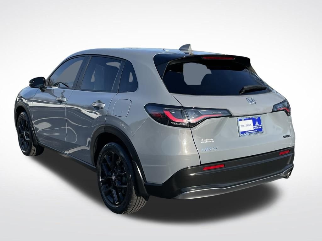 Used 2023 Honda HR-V Sport image 4