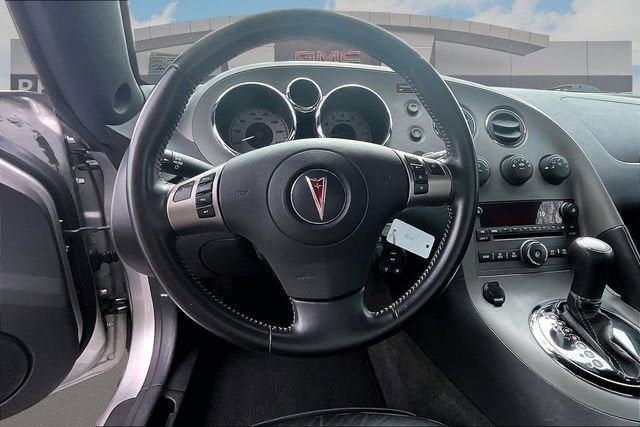 Used 2007 Pontiac Solstice Convertible w/ Premium Package RWD image 5