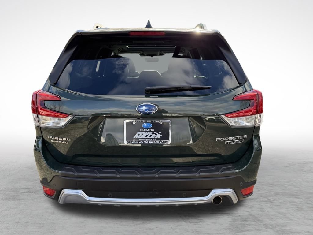 Used 2023 Subaru Forester Touring image 7
