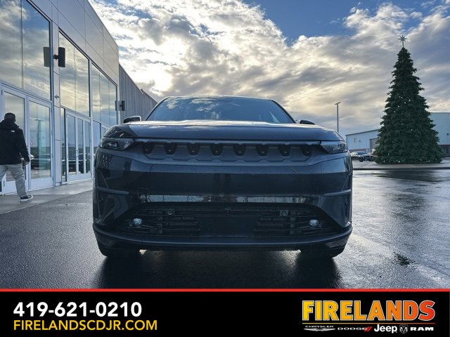 Used 2025 Jeep Wagoneer S Limited image 2