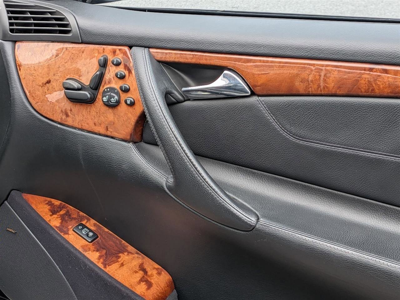 Used 2004 Mercedes-Benz CL 500 image 25