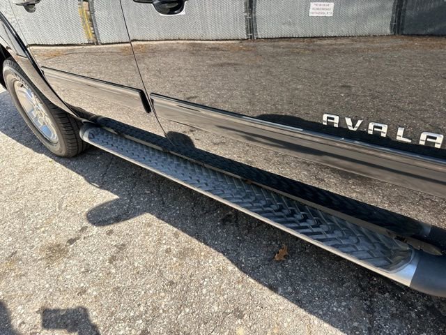 Used 2012 Chevrolet Avalanche LT w/ Suspension Package, Off-Road AWD/4WD image 30