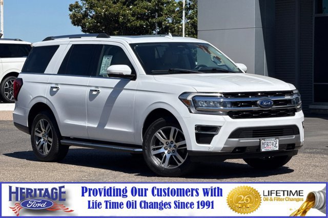 Used 2023 Ford Expedition Limited AWD/4WD image 2
