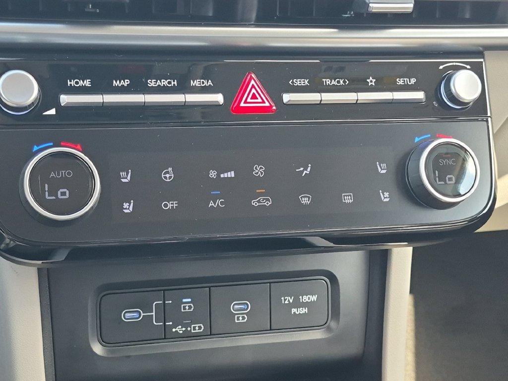New 2026 Hyundai Tucson Limited AWD/4WD image 24