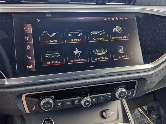 New 2025 Audi Q3 2.0T Premium image 11