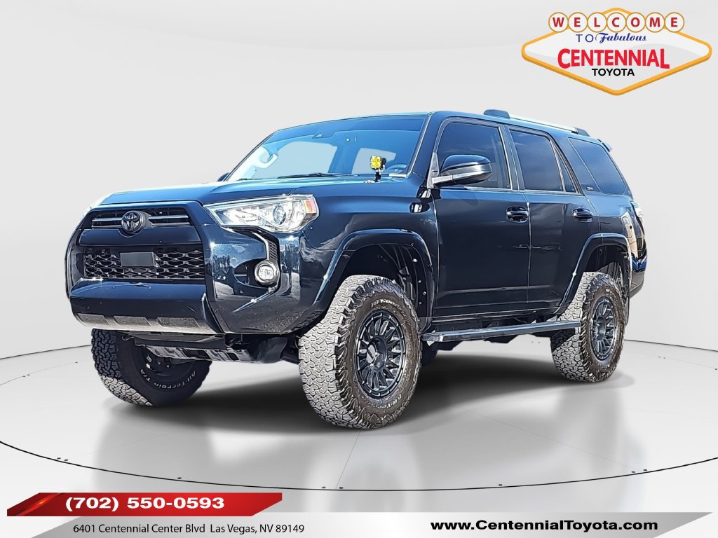 Used 2022 Toyota 4Runner SR5 AWD/4WD image 1