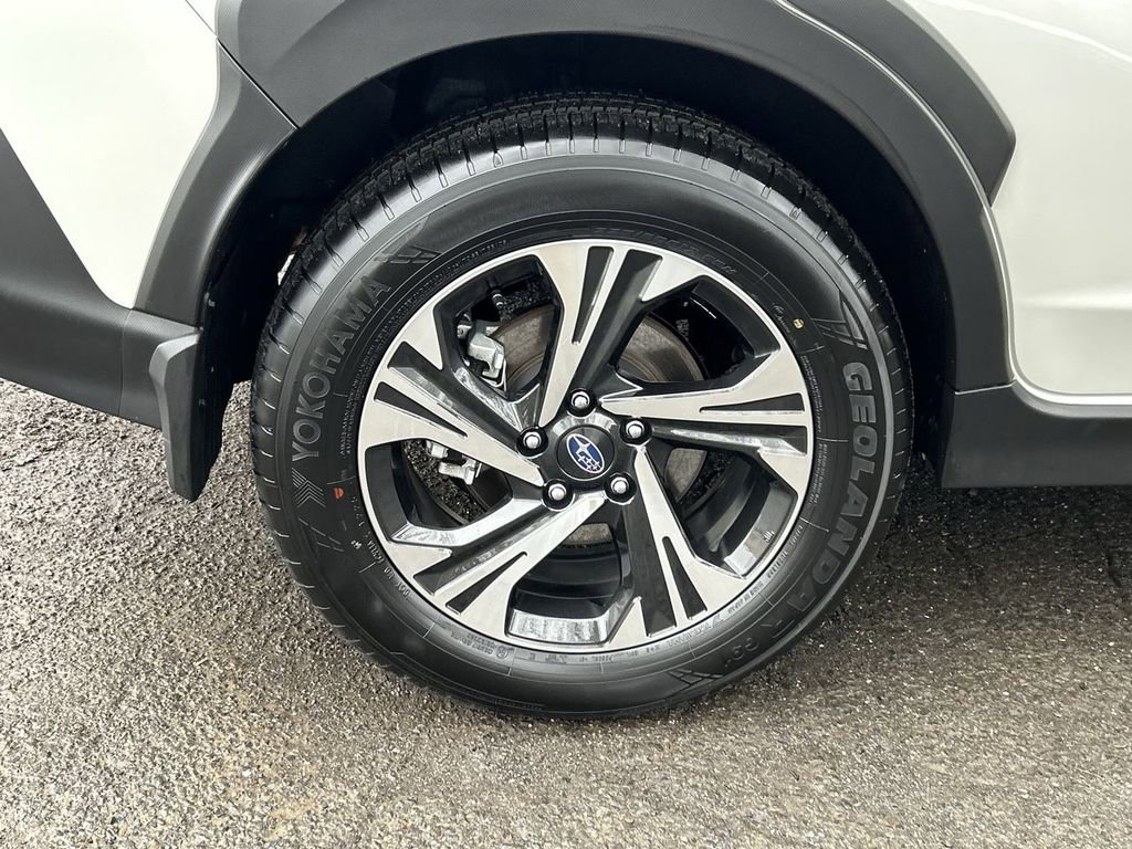 Certified 2025 Subaru Crosstrek 2.0i Premium image 12