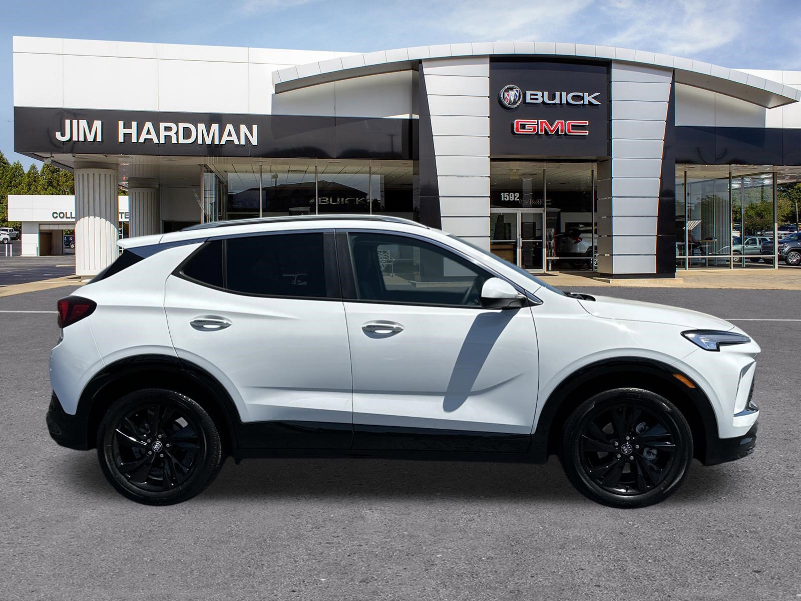 Used 2024 Buick Encore GX Sport Touring w/ Comfort Package image 8