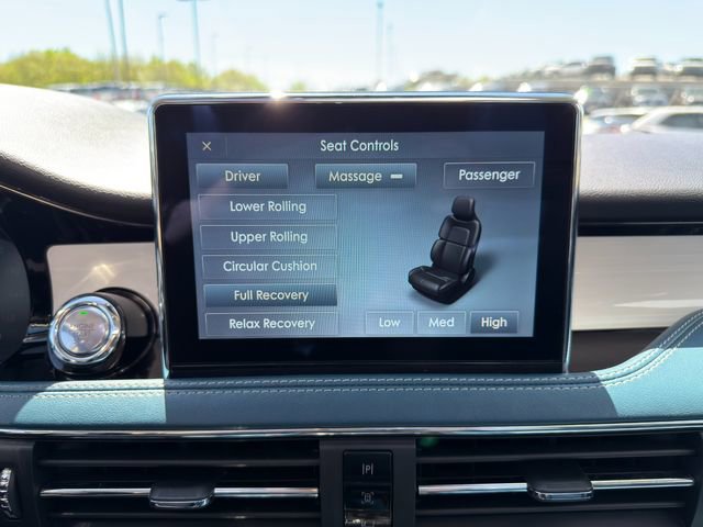 Used 2020 Lincoln Corsair Reserve w/ Equipment Group 202A AWD/4WD image 34