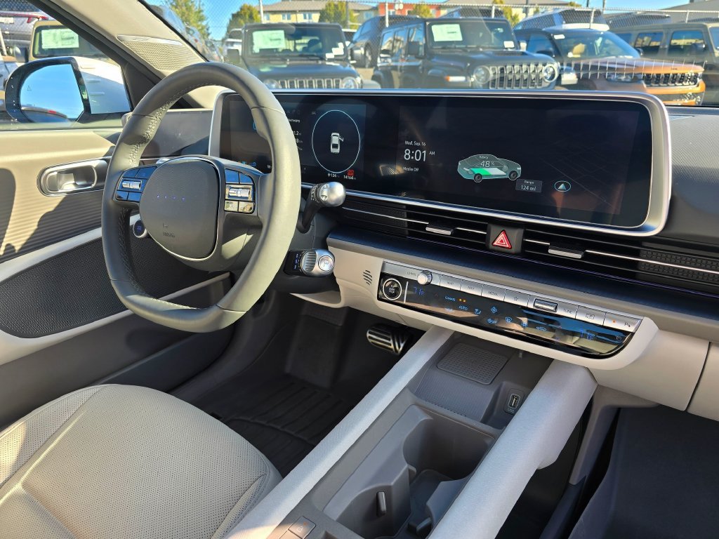 Used 2024 Hyundai Ioniq 6 Limited AWD/4WD image 11