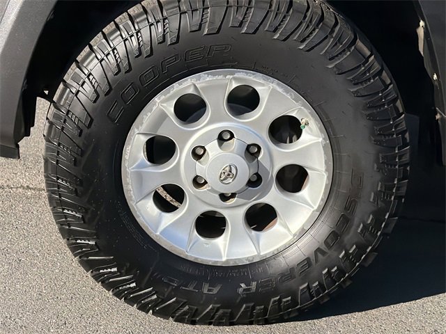 Used 2013 Toyota 4Runner SR5 image 16