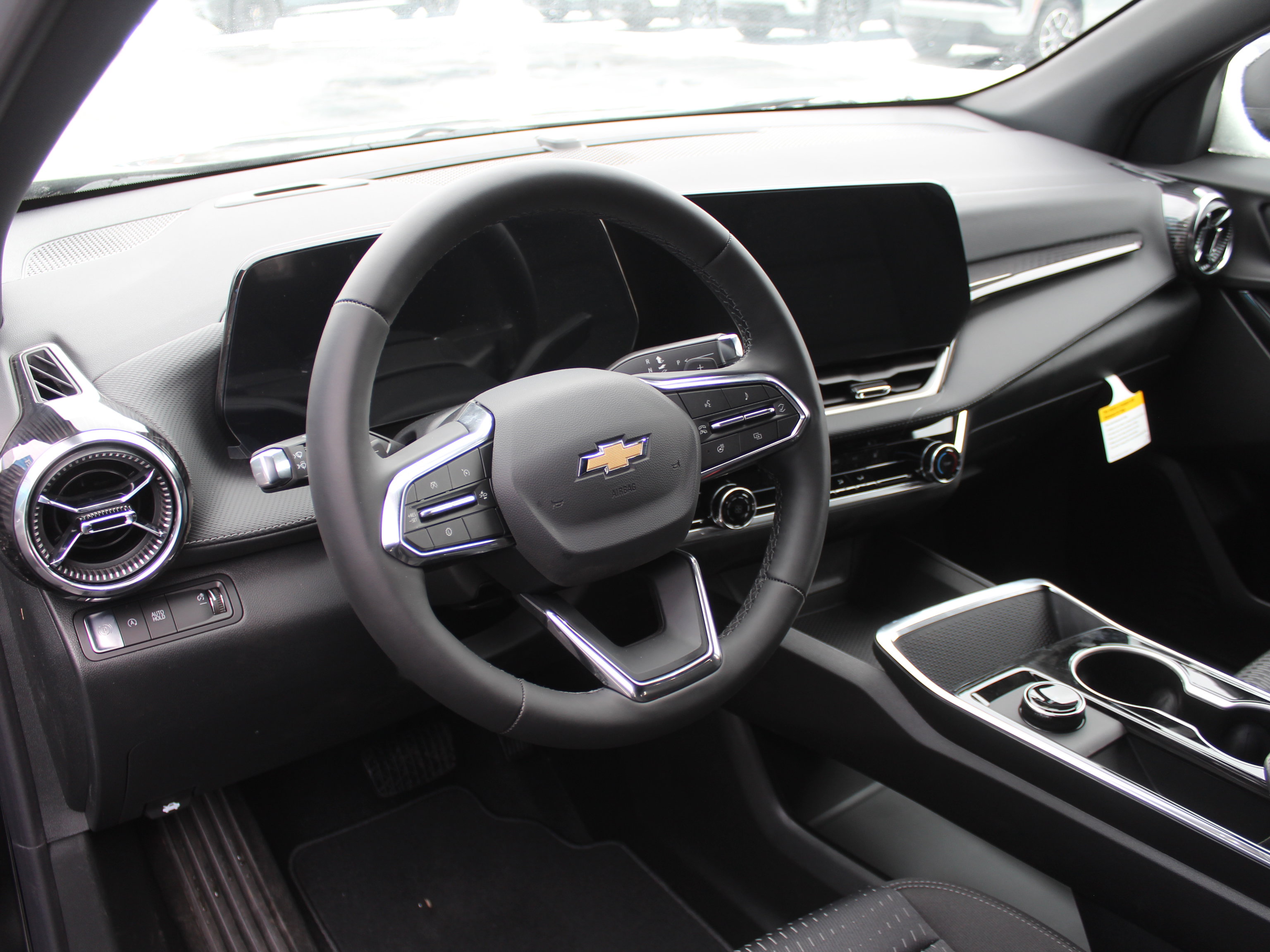 New 2026 Chevrolet Equinox LT image 10