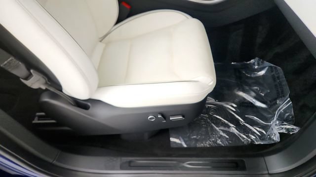 Used 2022 Tesla Model X Plaid AWD/4WD image 34