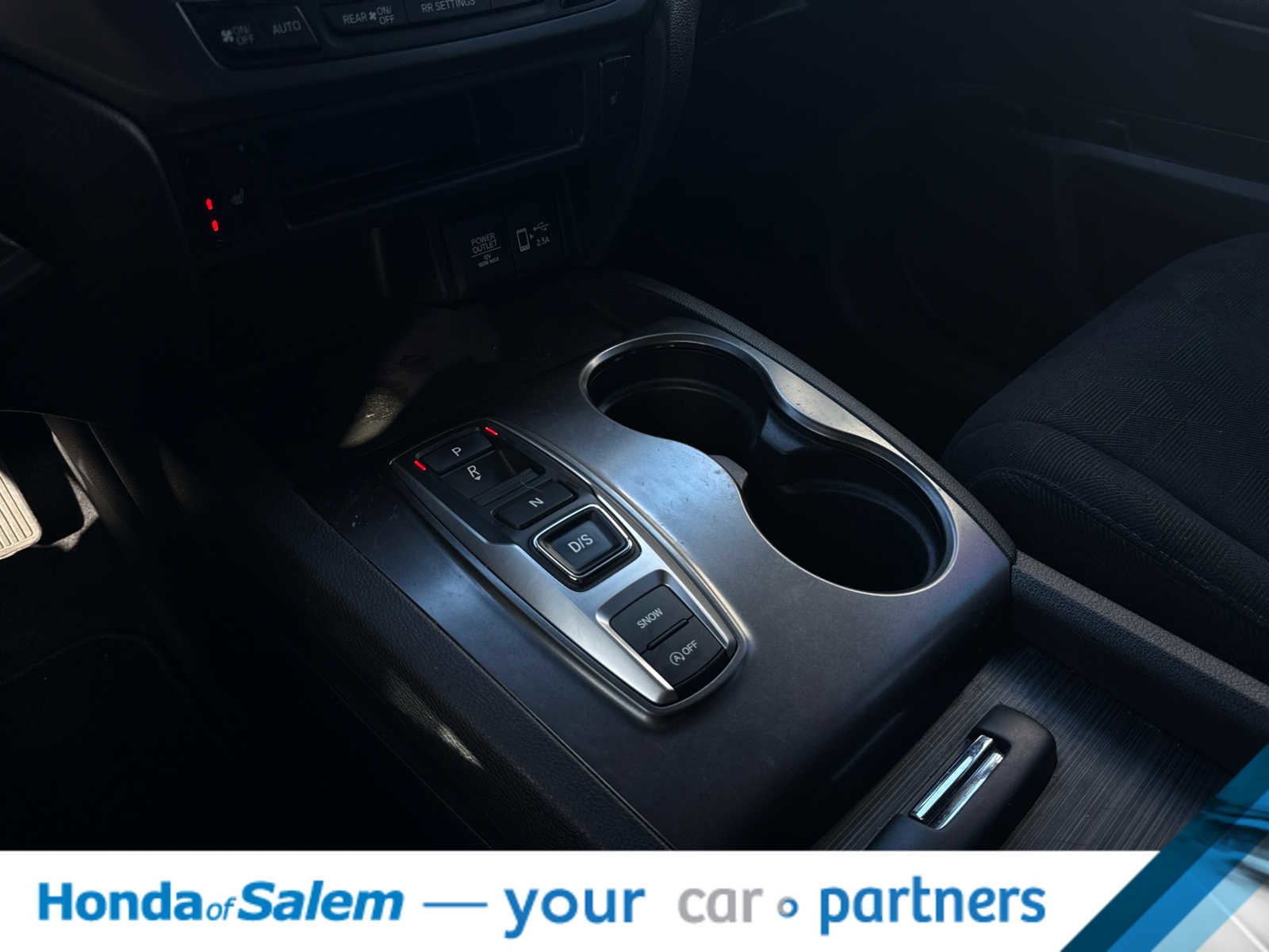 Used 2022 Honda Pilot Sport image 17