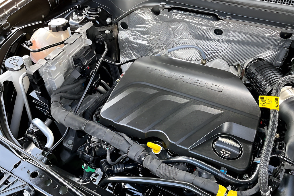 Used 2025 Chevrolet Trax LT FWD image 31