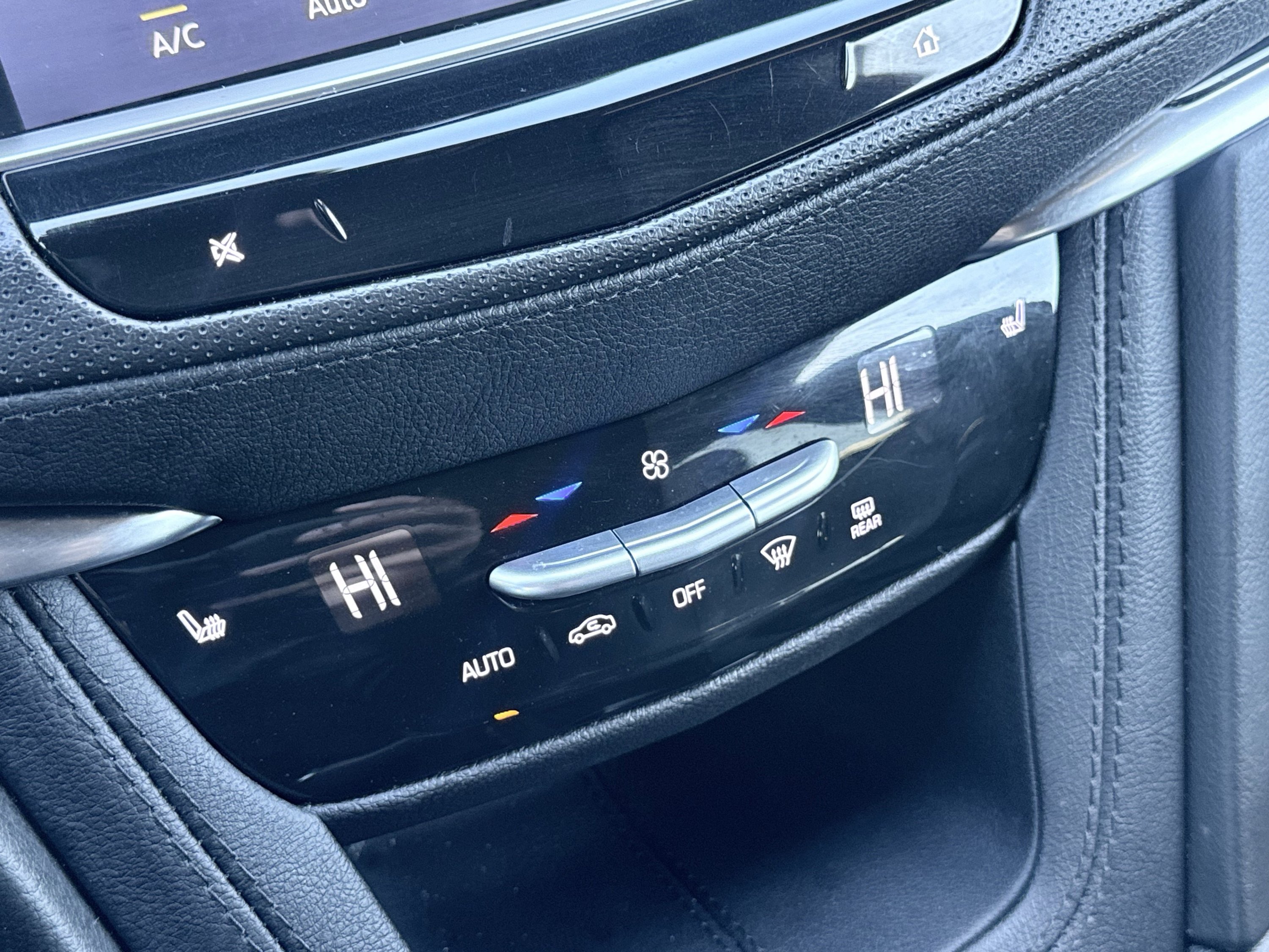 Used 2025 Cadillac XT5 Premium Luxury FWD image 58