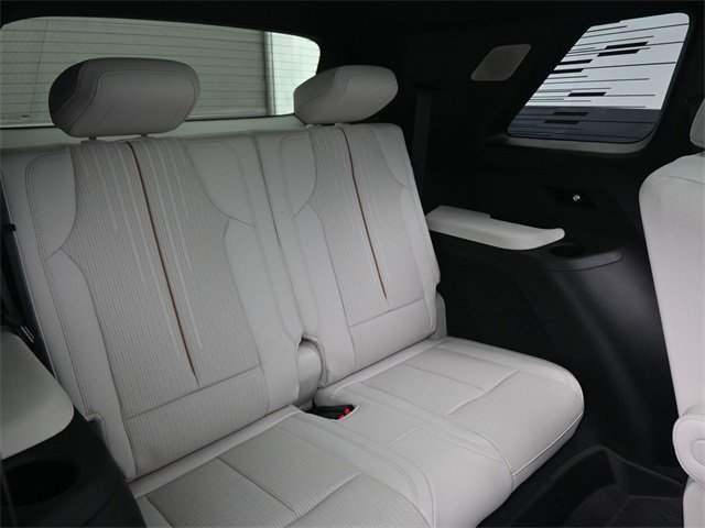 New 2026 Cadillac Vistiq Luxury image 18