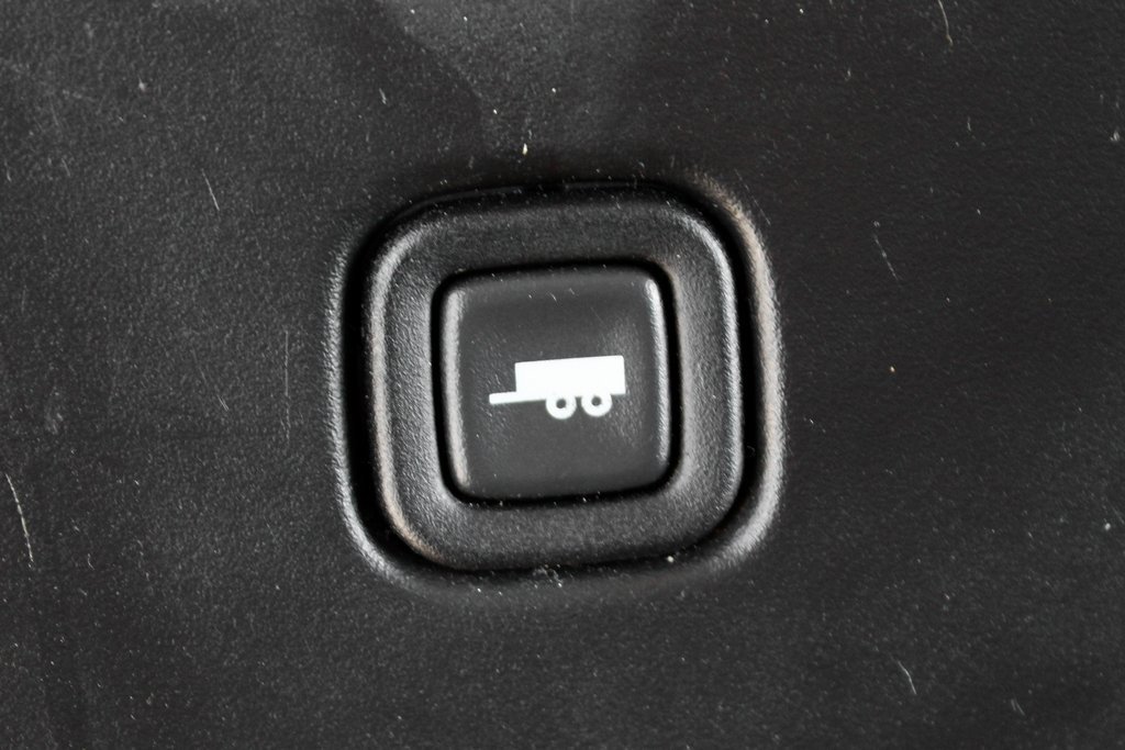 Used 2012 Chevrolet Express 1500 image 23