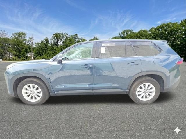 Used 2025 Toyota Grand Highlander AWD image 10