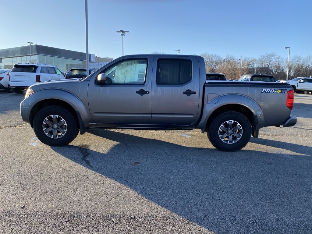 Used 2019 Nissan Frontier PRO-4X image 4