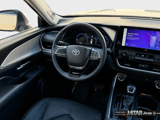 Used 2024 Toyota Grand Highlander FWD image 14