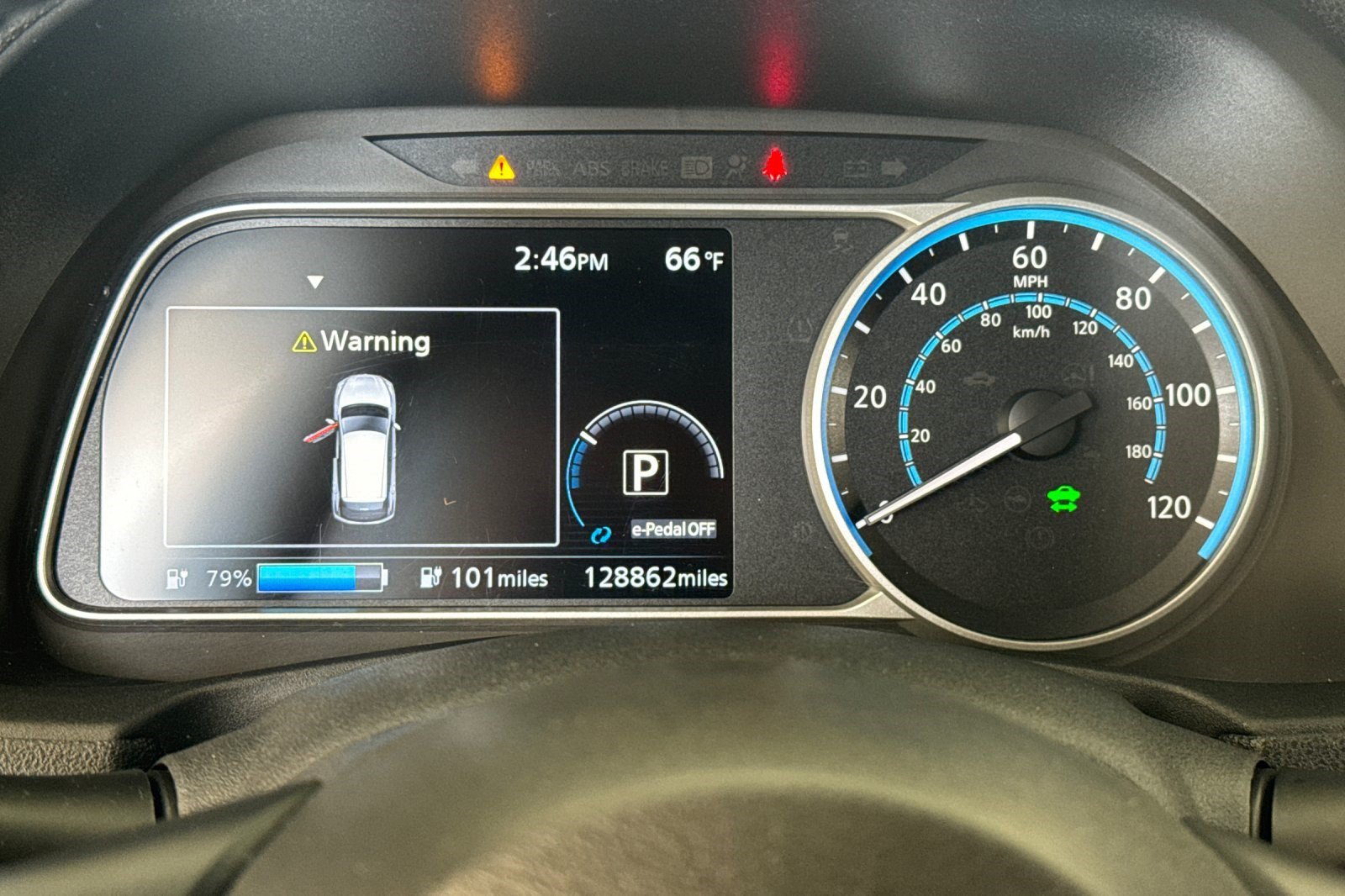 Used 2018 Nissan Leaf SL w/ SL Technology Package FWD image 21