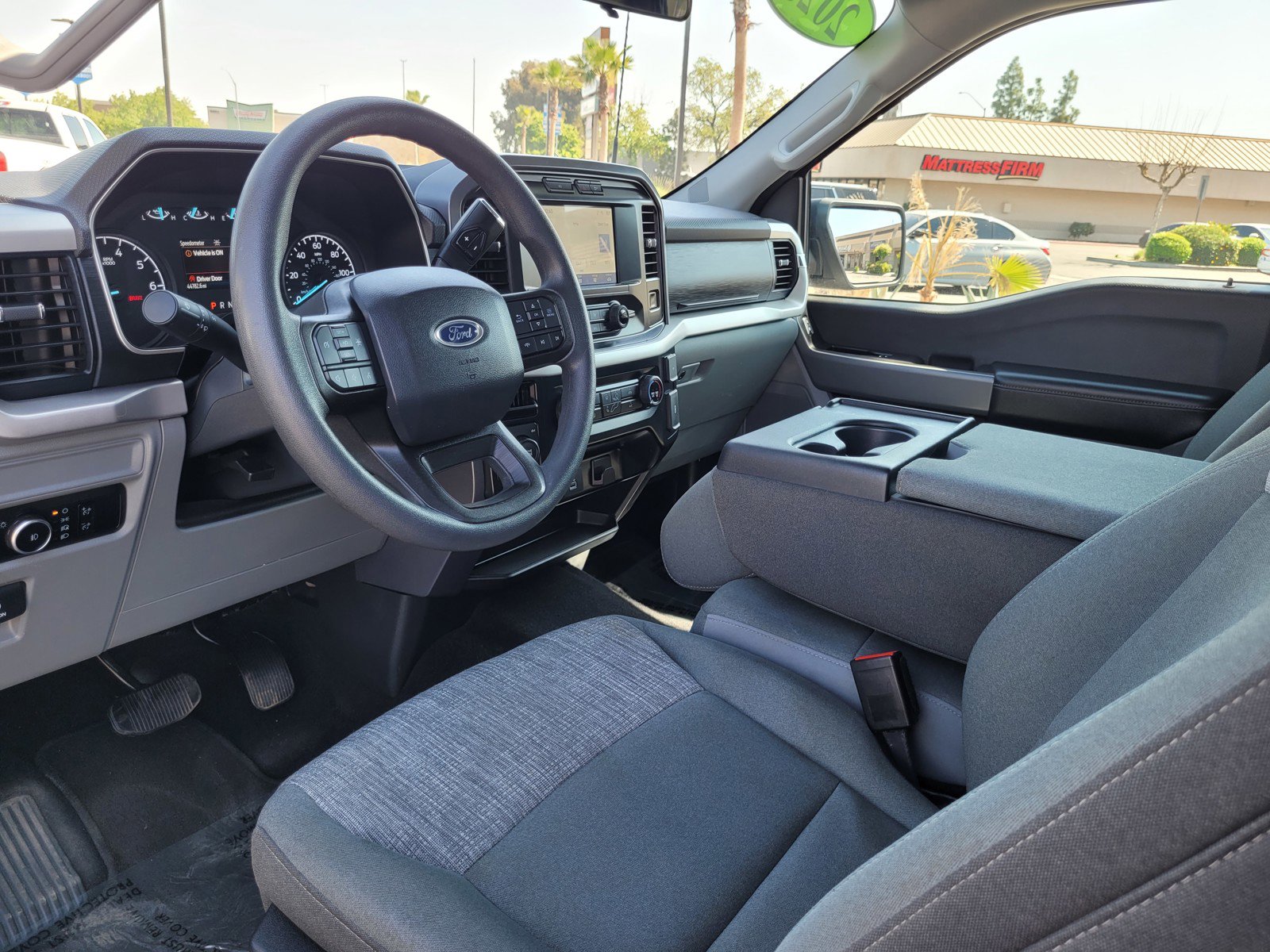 Used 2023 Ford F150 XLT image 9