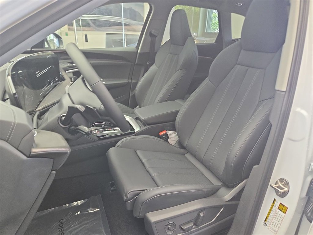 New 2025 Audi Q5 Premium Plus image 11