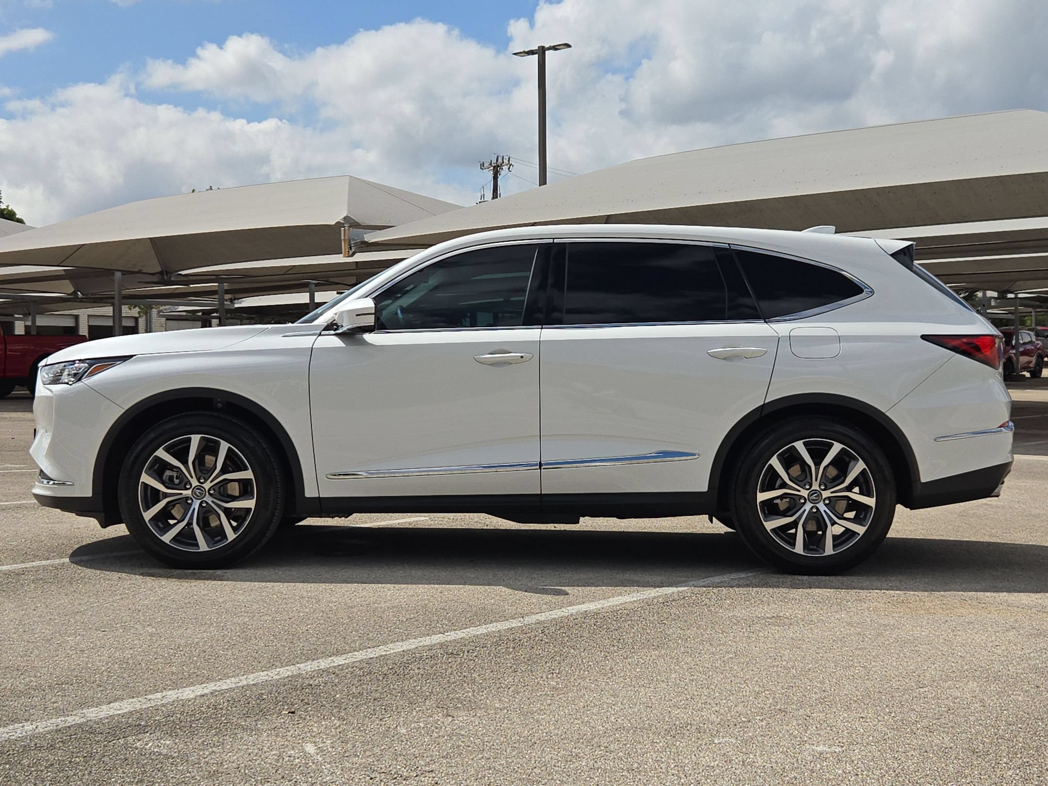 Certified 2022 Acura MDX w/ Technology Package FWD image 6