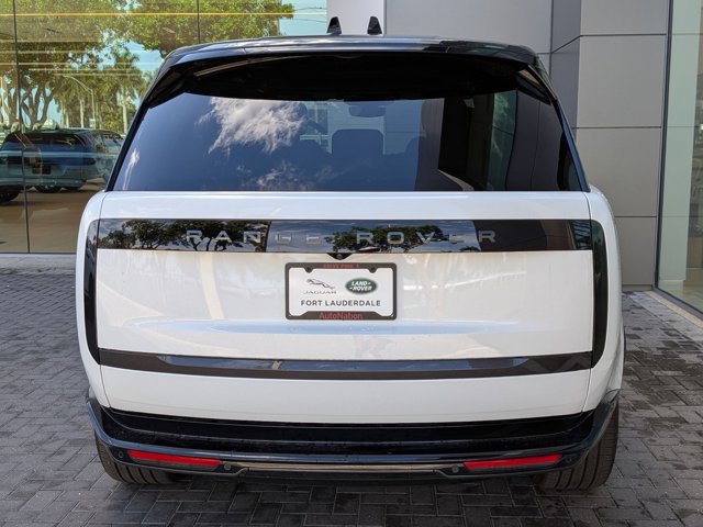 New 2026 Land Rover Range Rover SE image 7