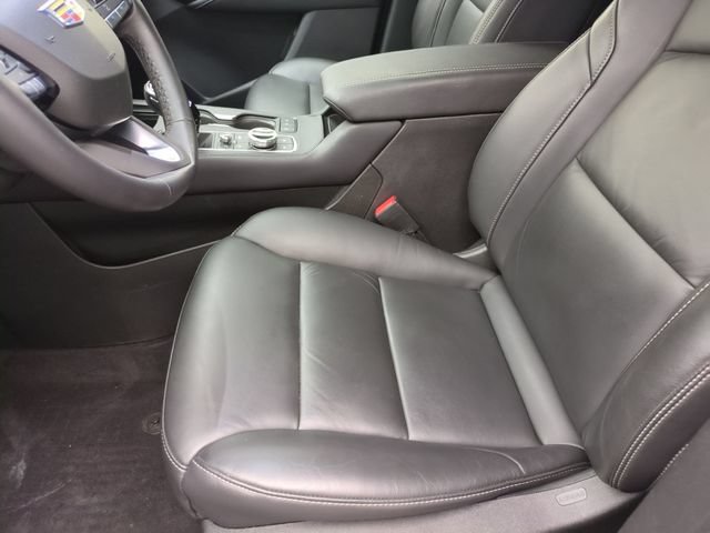 Certified 2024 Cadillac XT4 Premium Luxury w/ LPO, Floor Liner Package AWD/4WD image 18