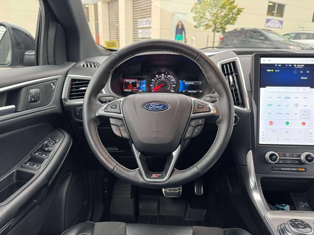 Used 2023 Ford Edge ST w/ Cargo Accessory Package AWD/4WD image 23
