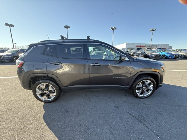 Used 2018 Jeep Compass Limited w/ Navigation Group image 4