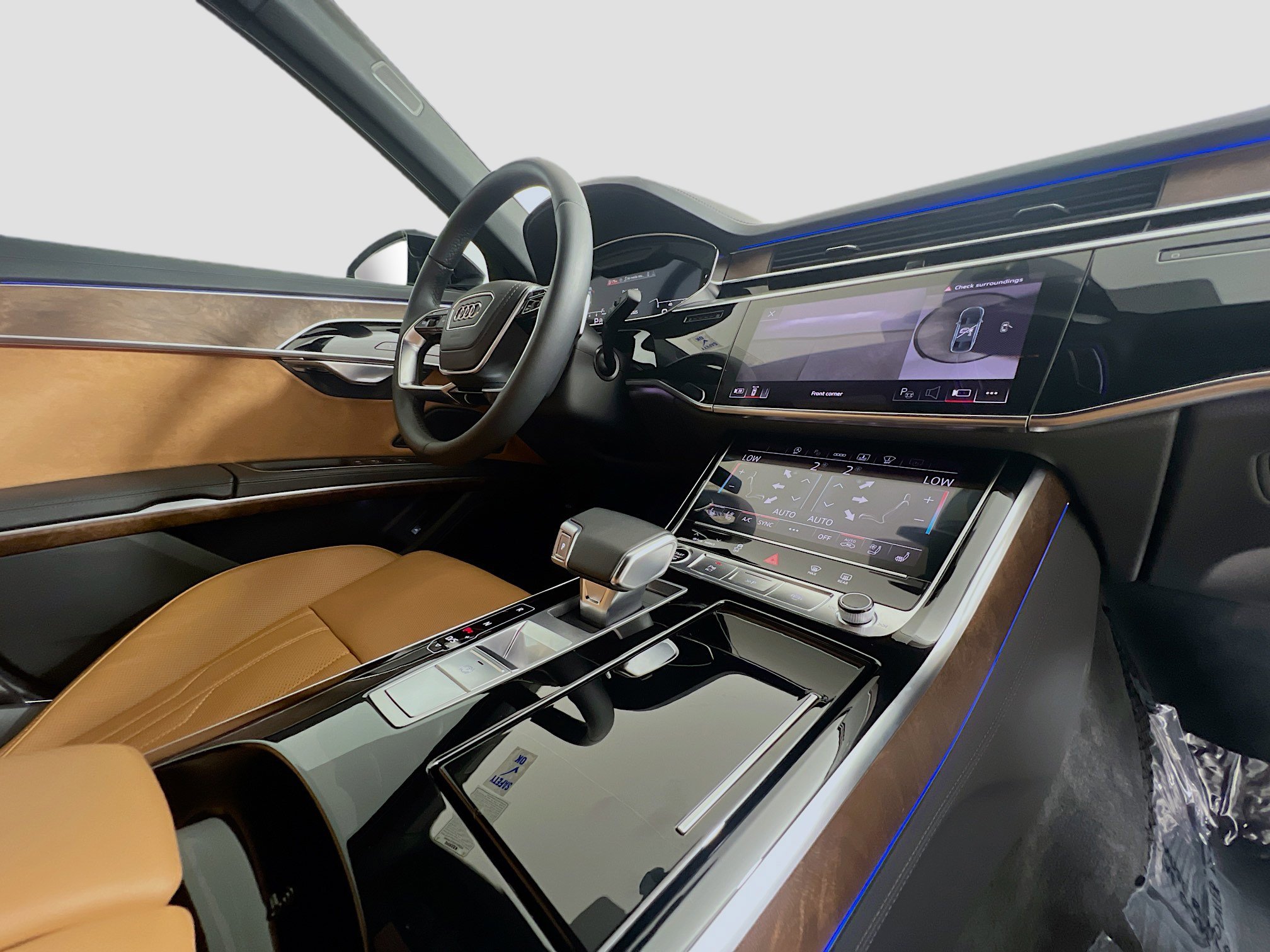 Used 2025 Audi A8 L 3.0T w/ Executive Package image 36