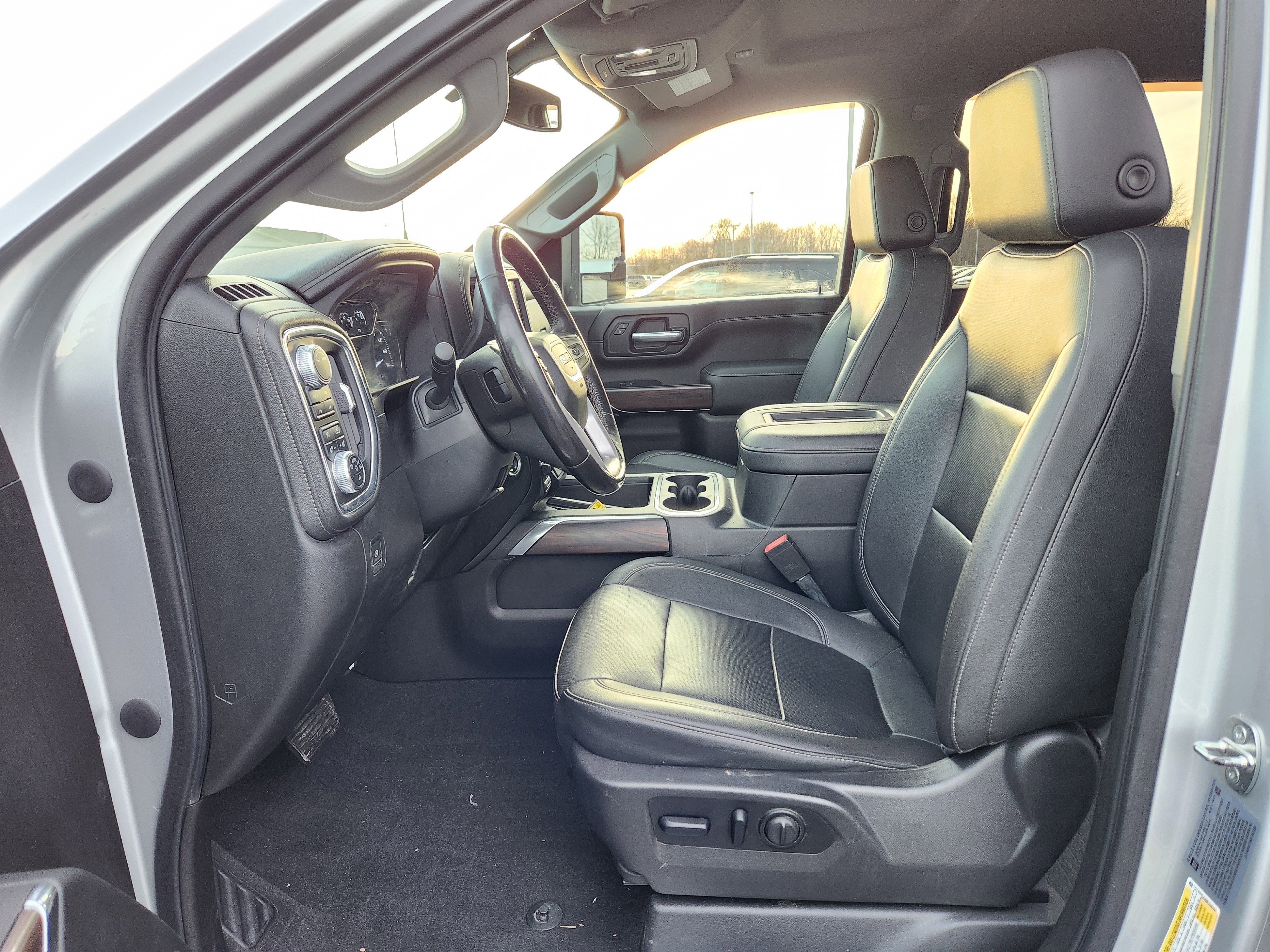 Used 2021 GMC Sierra 2500 SLT w/ SLT Premium Package image 12