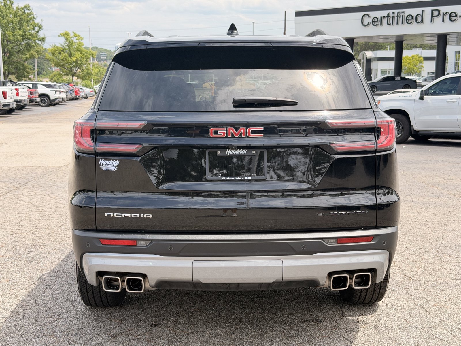 Used 2025 GMC Acadia Elevation FWD image 11