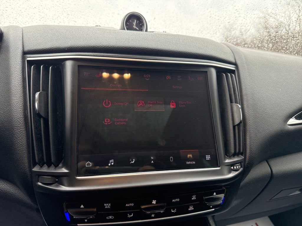 Used 2023 Maserati Levante Modena image 30