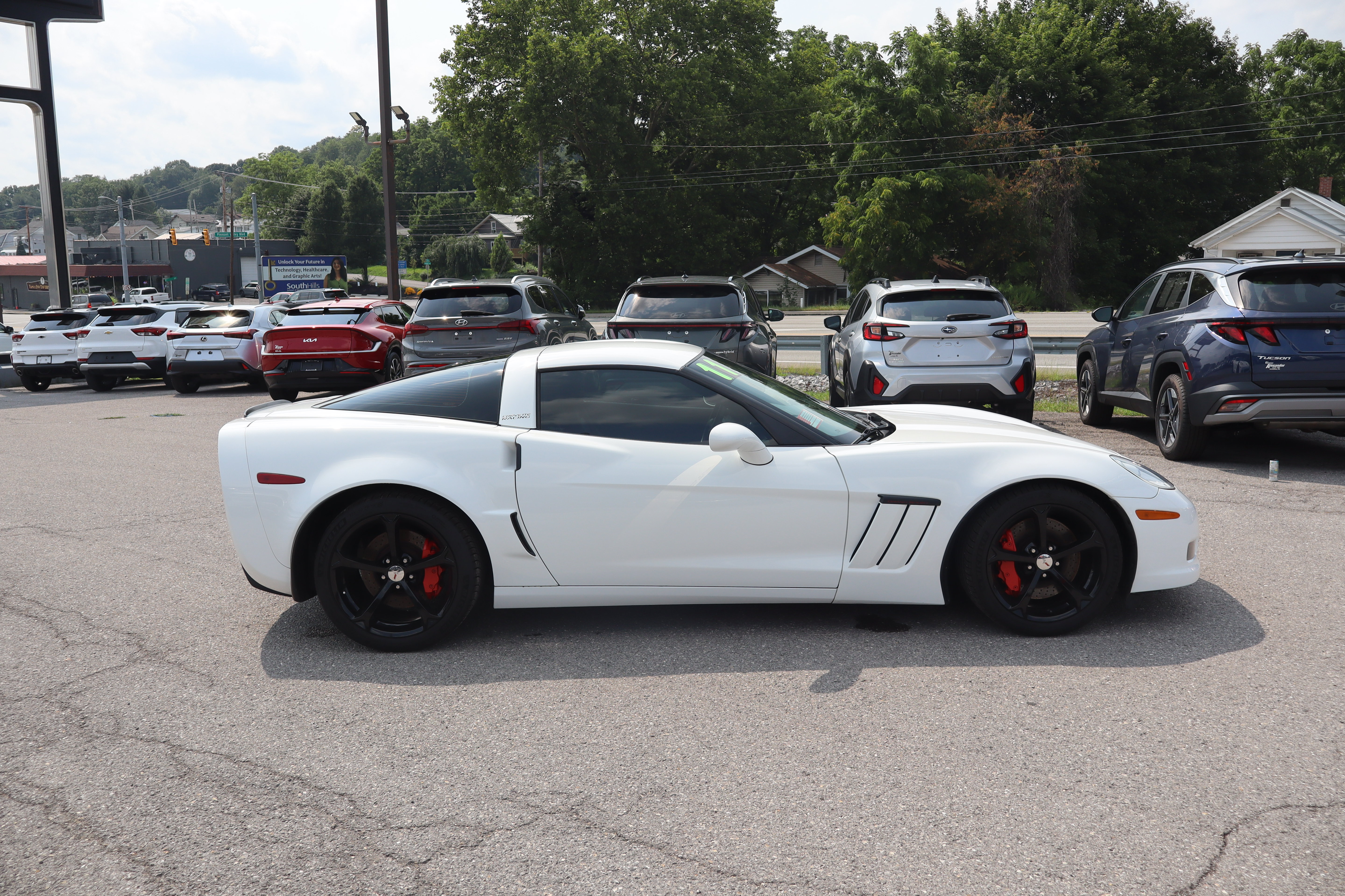 Used 2011 Chevrolet Corvette Grand Sport w/ Preferred Equipment Group RWD video 2