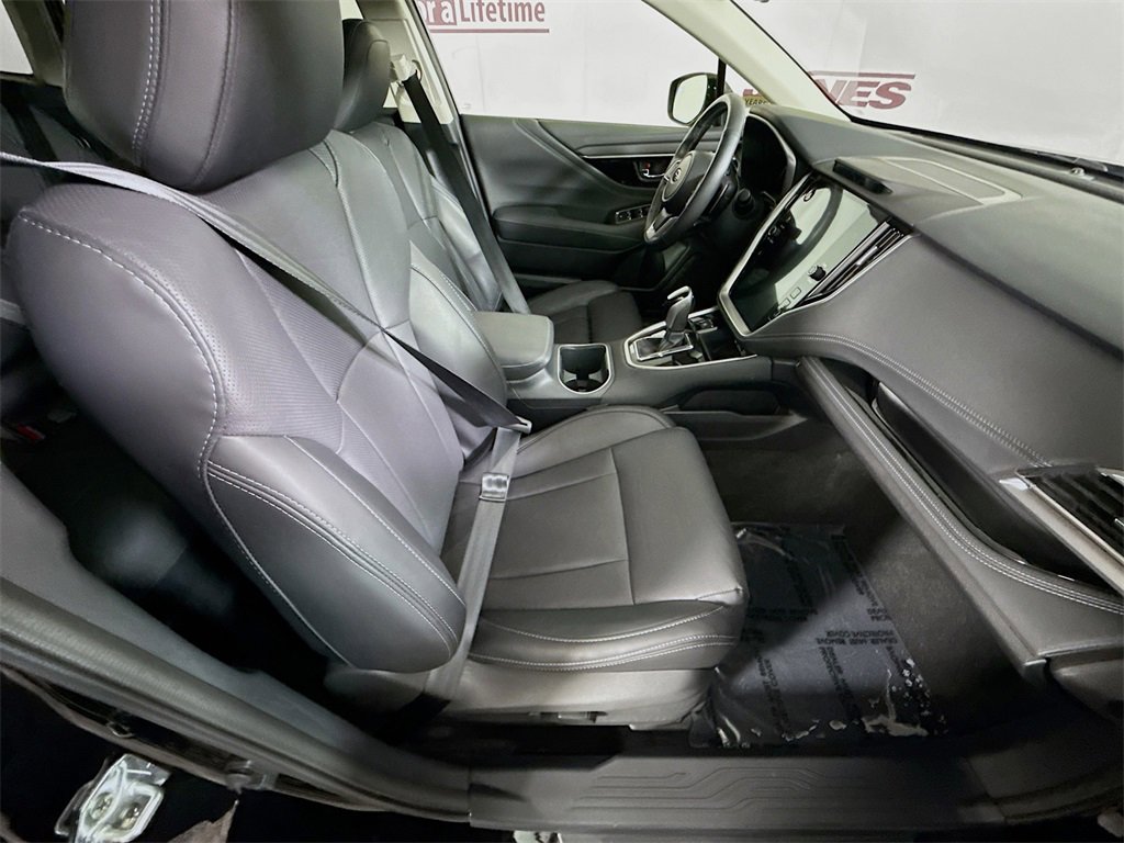 Certified 2025 Subaru Outback Limited image 34
