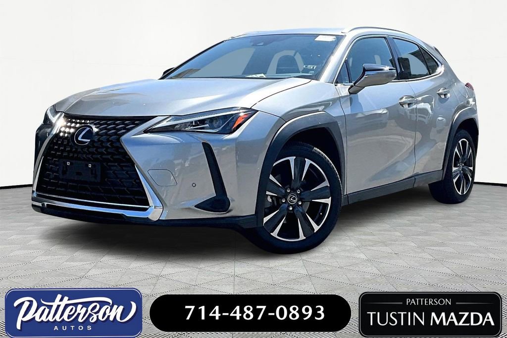 Used 2022 Lexus UX 200 w/ Accessory Package (Z2)