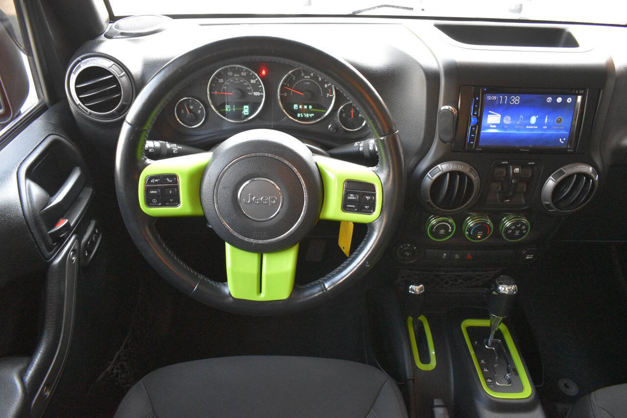 Used 2018 Jeep Wrangler Unlimited Sport S image 15