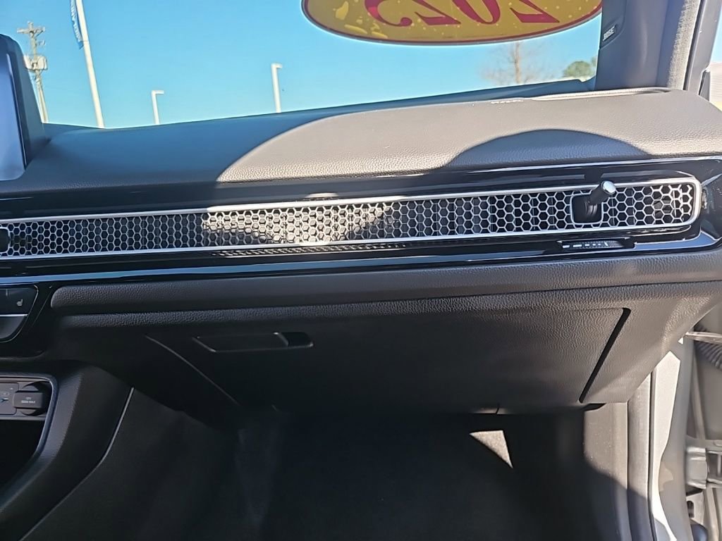 Used 2025 Honda Civic Sport image 31