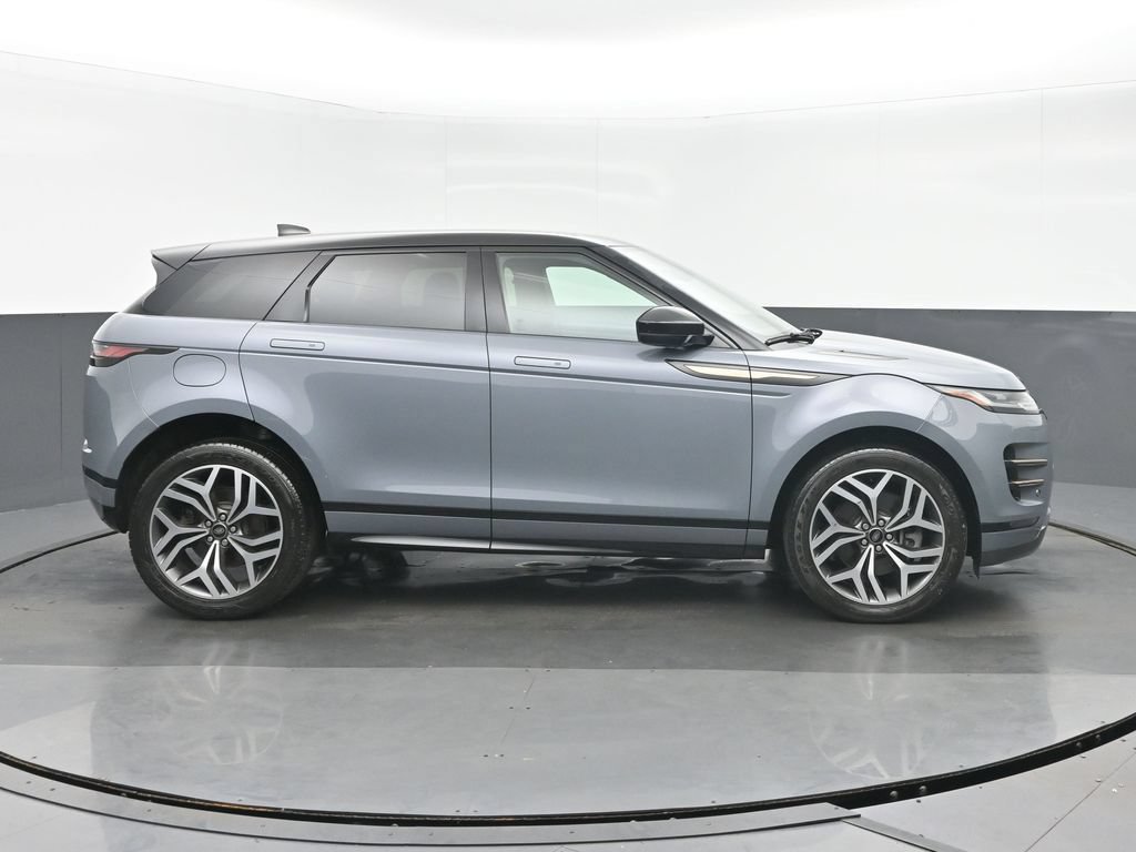Used 2023 Land Rover Range Rover Evoque R-Dynamic SE AWD/4WD image 2