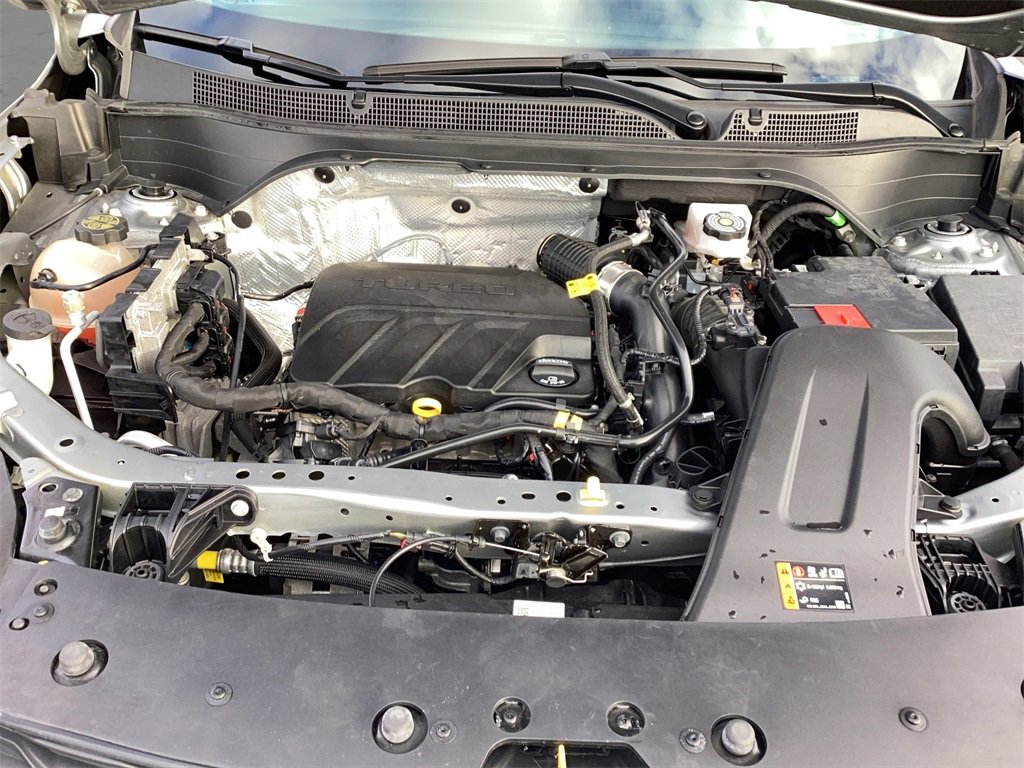 Used 2024 Chevrolet Trax LT w/ LT Convenience Package image 21