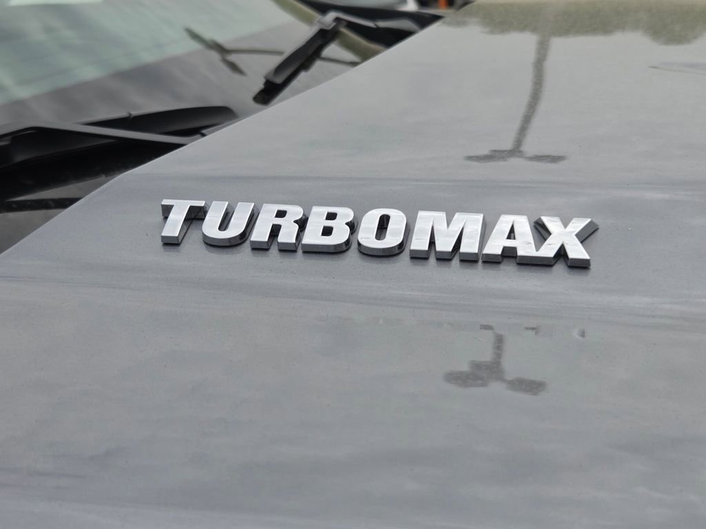 Used 2025 Chevrolet Silverado 1500 W/T w/ Trailering Package image 16