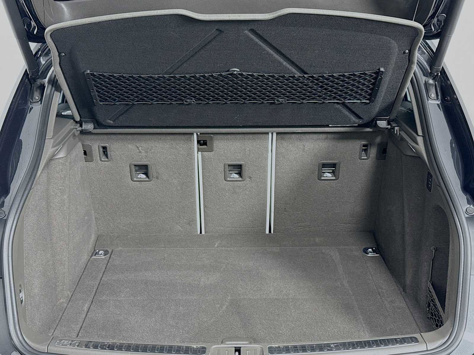 Used 2018 Porsche Macan Turbo image 28